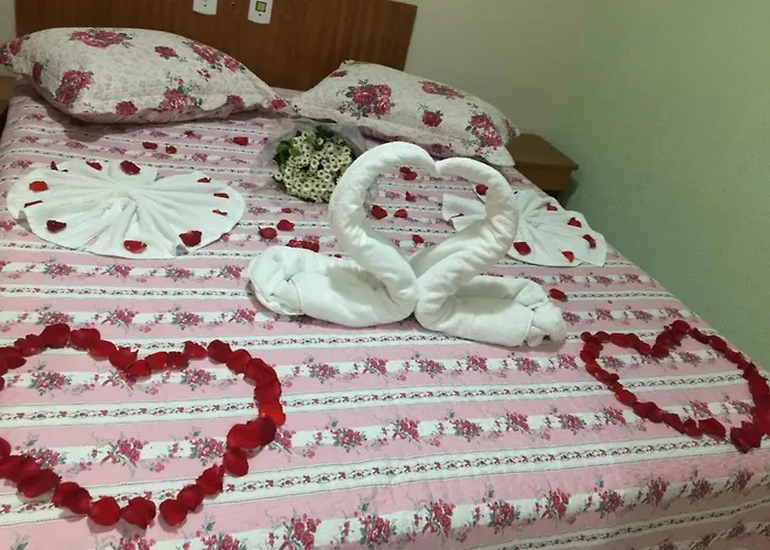 Ipê Guaru Hotel