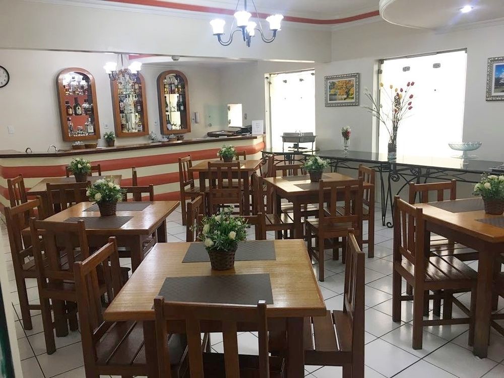 Hotel Ipê Guaru 3*